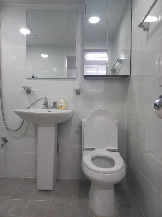 Brand New 2 Bedroom Apartment #6 Сеул Экстерьер фото
