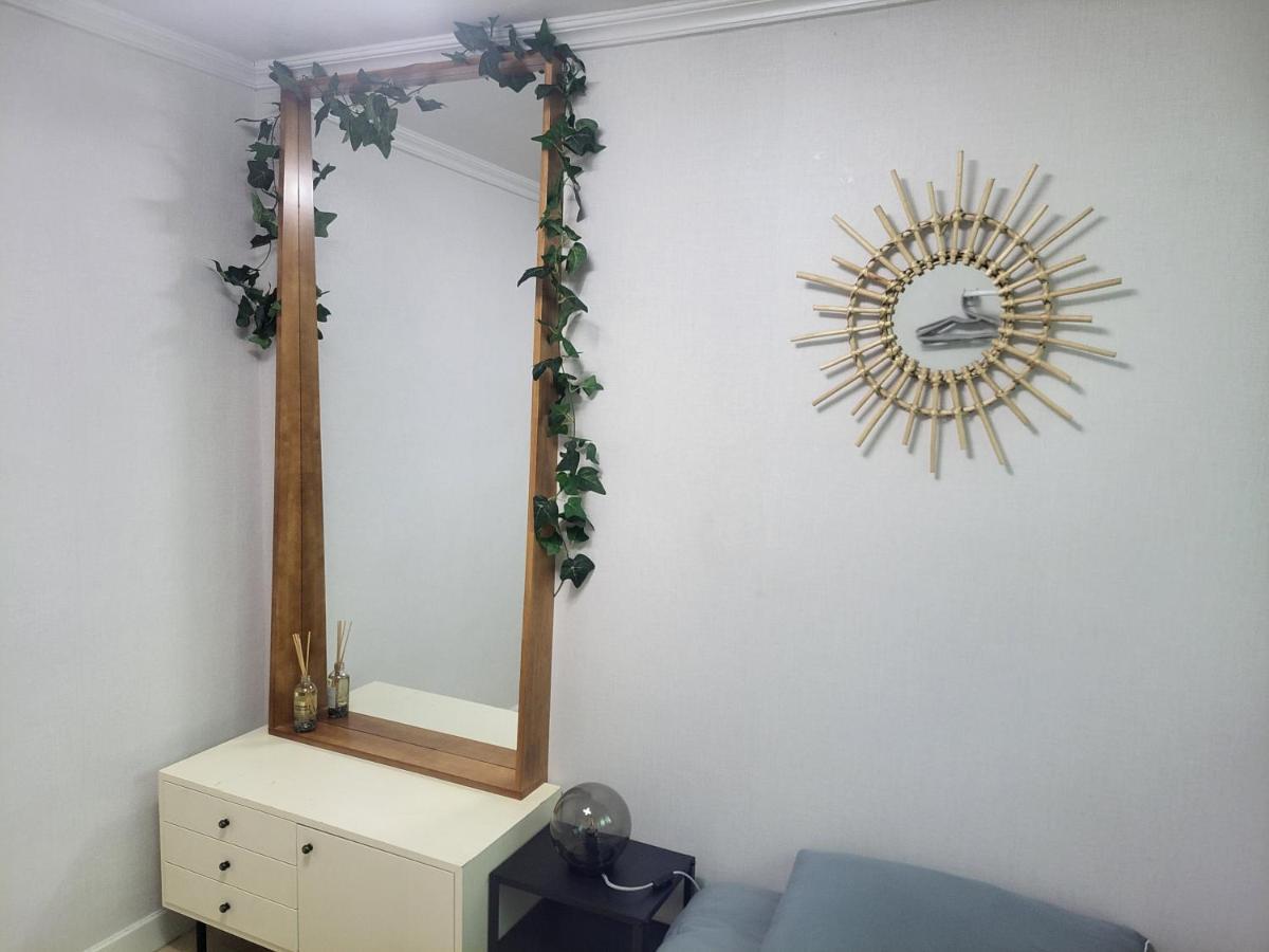 Brand New 2 Bedroom Apartment #6 Сеул Экстерьер фото